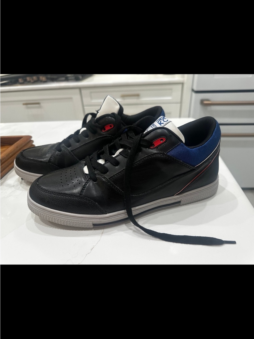 Kenneth Cole Reaction Designer Fashion Sneakers